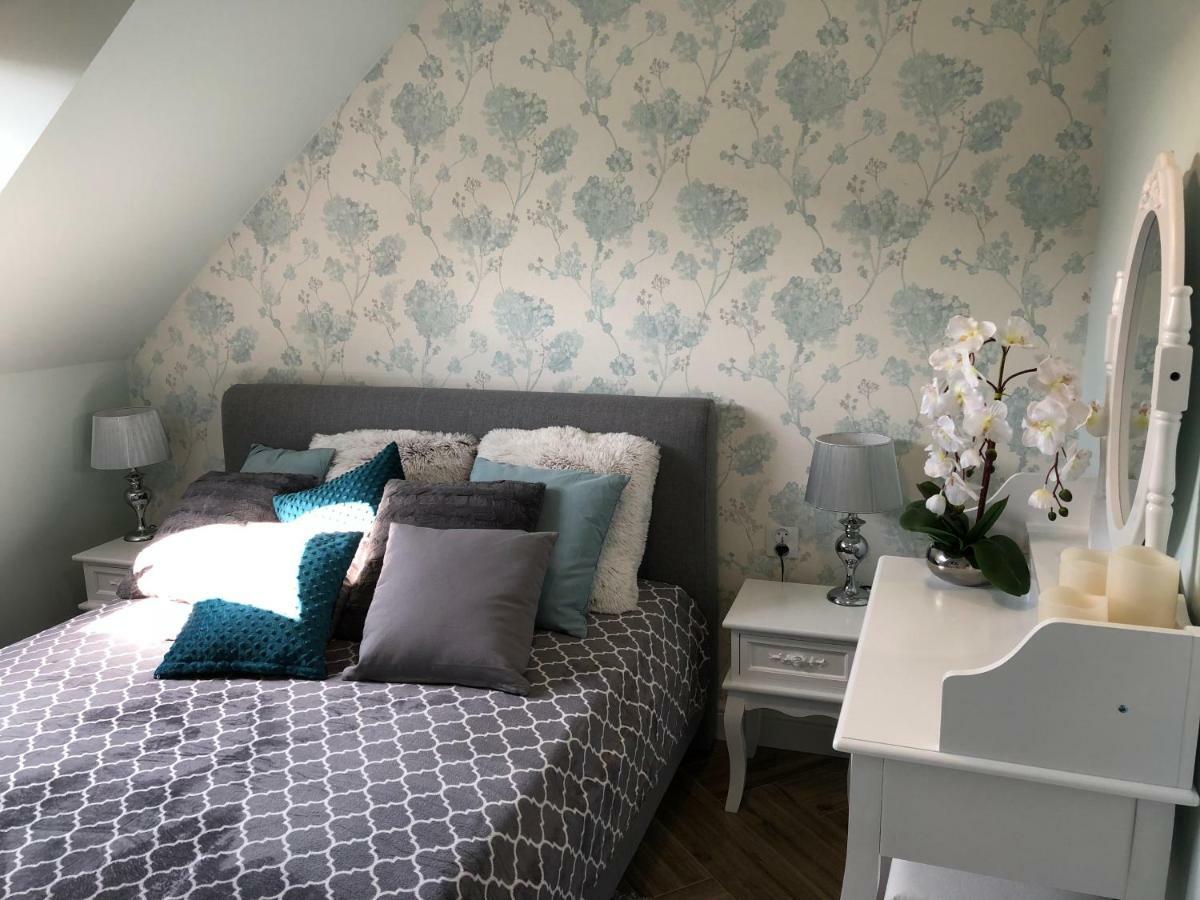 Family & Business Elegant Apartments Ul Warszawska - 2 Bedroom, Balcony, Parking 키엘체 외부 사진