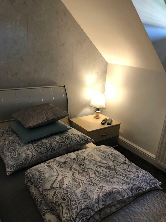Family & Business Elegant Apartments Ul Warszawska - 2 Bedroom, Balcony, Parking 키엘체 외부 사진