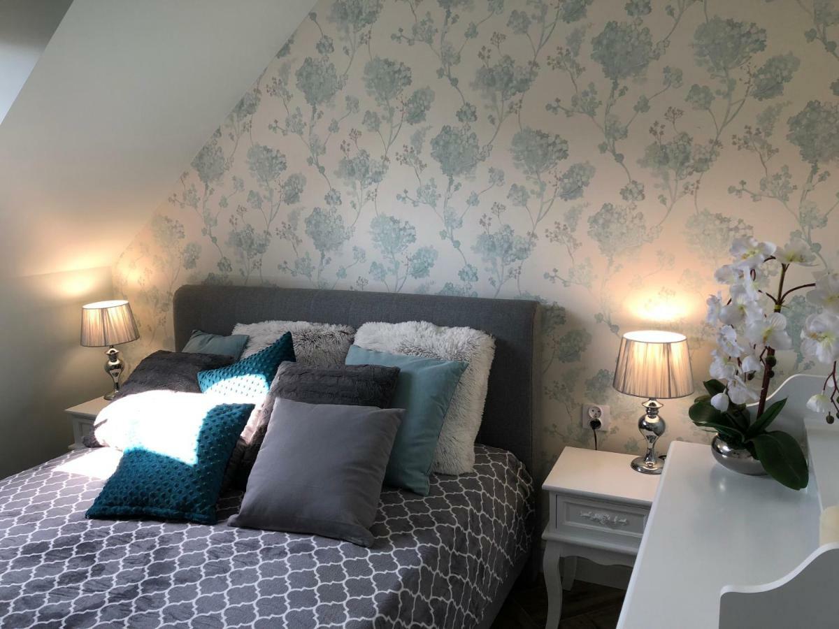 Family & Business Elegant Apartments Ul Warszawska - 2 Bedroom, Balcony, Parking 키엘체 외부 사진