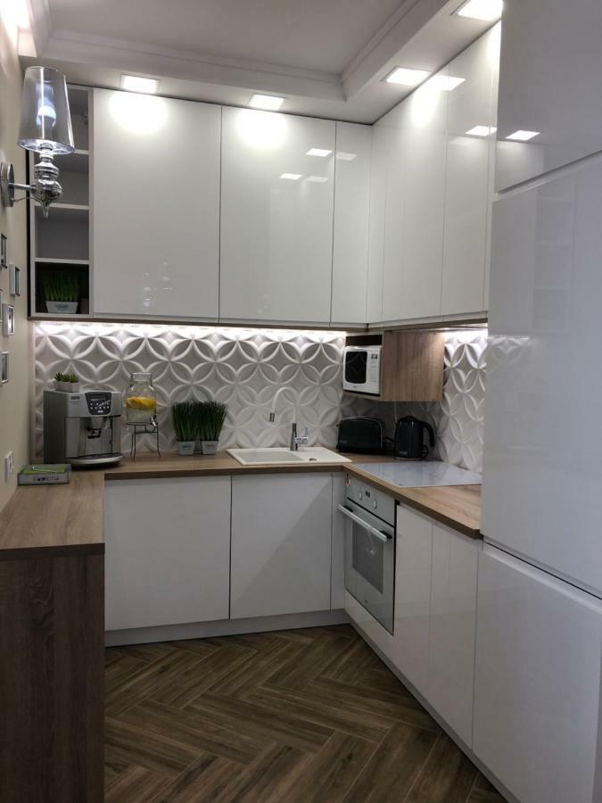 Family & Business Elegant Apartments Ul Warszawska - 2 Bedroom, Balcony, Parking 키엘체 외부 사진
