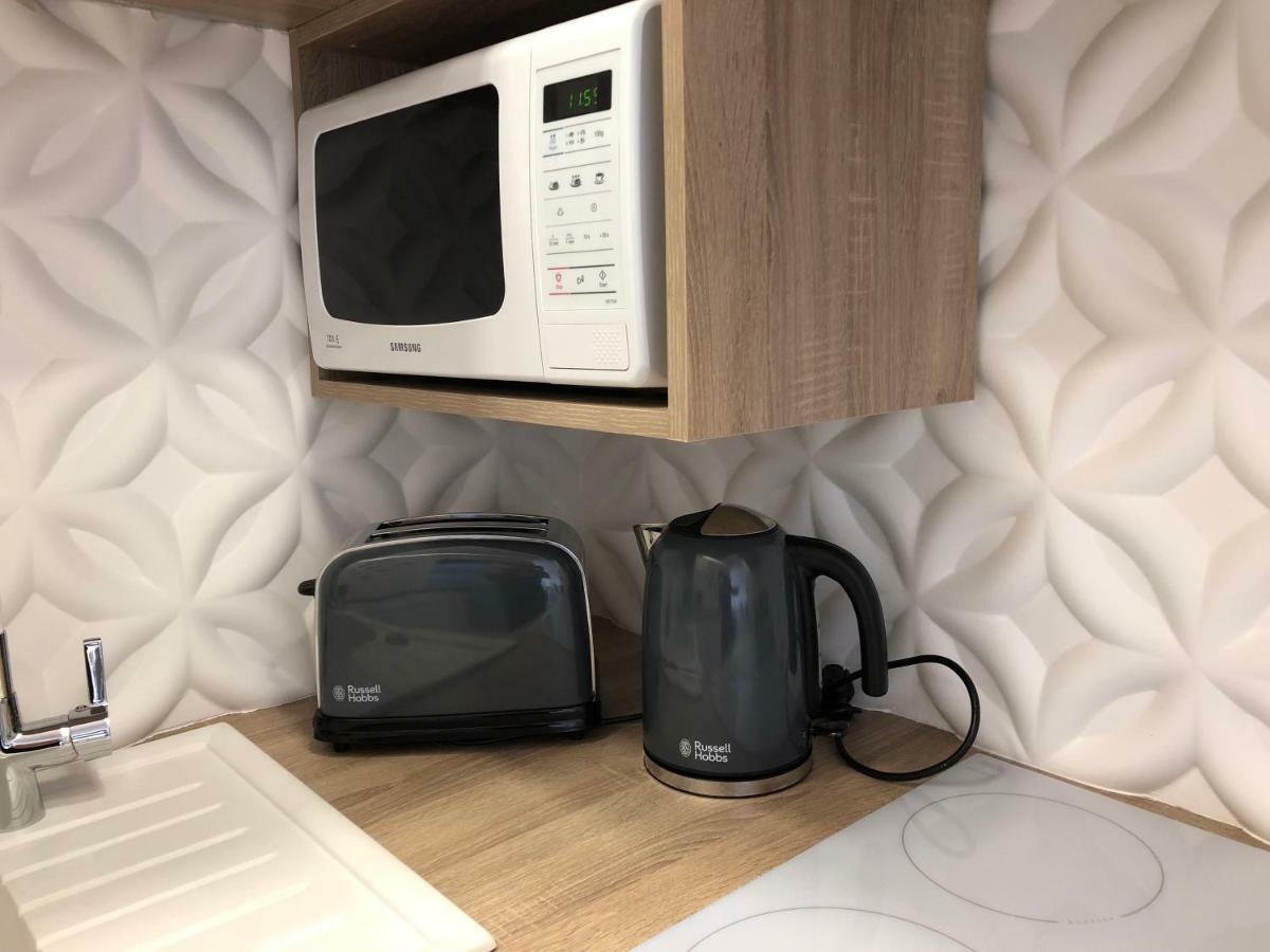 Family & Business Elegant Apartments Ul Warszawska - 2 Bedroom, Balcony, Parking 키엘체 외부 사진