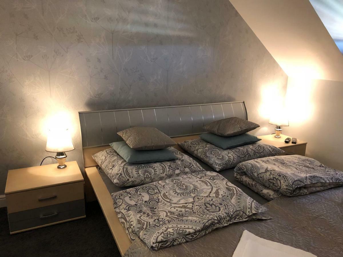 Family & Business Elegant Apartments Ul Warszawska - 2 Bedroom, Balcony, Parking 키엘체 외부 사진